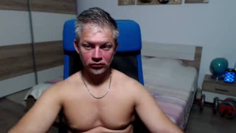 Snapshot of robbyshawz chatting on 07.16.26 robbyshawz online show from 07.16.26