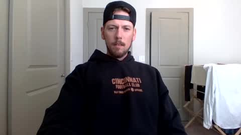 Snapshot of robcolt2541 chatting on 07.14.26 robcolt2541 online show from 07.14.26