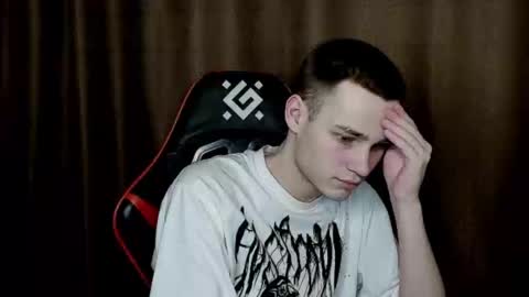 robert10211 online show from 02.13.25