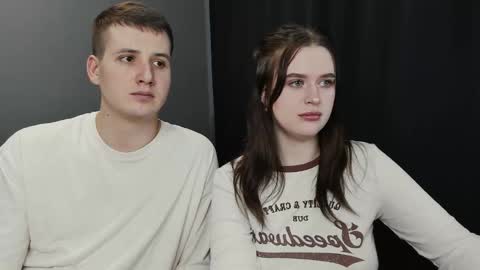 Lisa and Robert  i am online all days 900 am GMT3   online show from 02.11.25