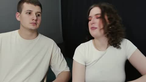 Lisa and Robert  i am online all days 900 am GMT3   online show from 02.22.25