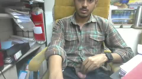 Robertsalia online show from 02.28.25