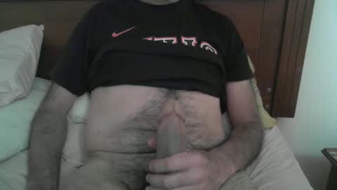 Snapshot of robhin40 chatting on 11.26.25 Robhin maduro online show from 11.26.25