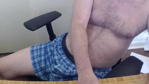 Snapshot of robidan6923 chatting on 04.26.26 robidan6923 online show from 04.26.26