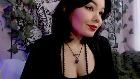 Snapshot of robin_harrington chatting on 04.16.26 Ronin online show from 04.16.26