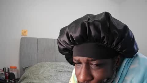 Snapshot of robo_cox chatting on 09.09.25 BBC America online show from 09.09.25