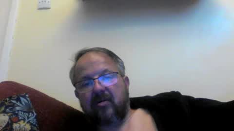 Snapshot of robxx32 chatting on 05.17.26 robxx32 online show from 05.17.26