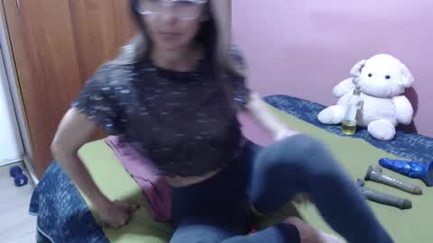 Rochelle online show from 09.21.25