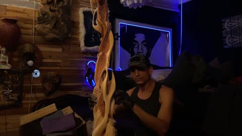 Snapshot of rockemx chatting on 12.19.24 rockemx online show from 12.19.24