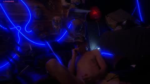 Snapshot of rockemx chatting on 02.25.25 rockemx online show from 02.25.25