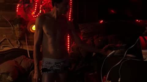 Snapshot of rockemx chatting on 10.28.25 rockemx online show from 10.28.25