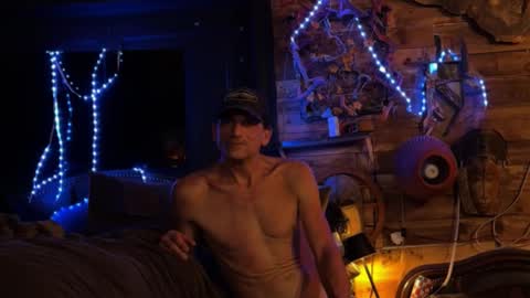 Snapshot of rockemx chatting on 11.05.25 rockemx online show from 11.05.25