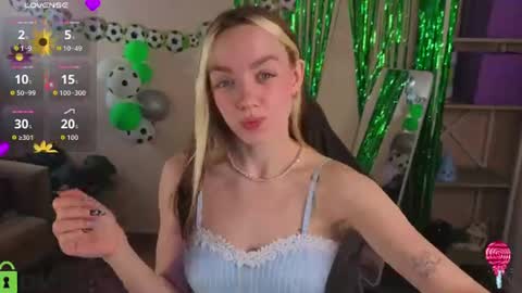 Snapshot of rockett_bunny chatting on 07.01.26 Rockett online show from 07.01.26