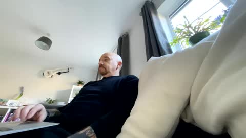 Joey online show from 02.27.25