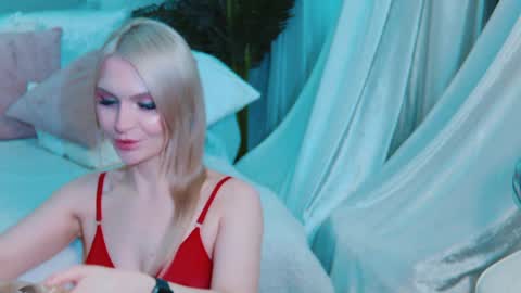 Lina and Den online show from 04.04.26