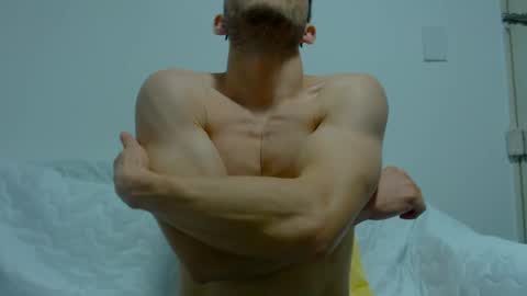 Snapshot of rocky_muscle chatting on 05.09.26 rocky muscle online show from 05.09.26