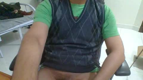 rockysam090 online show from 12.22.25