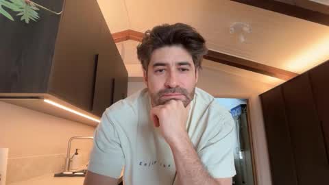 Snapshot of rogersterling11 chatting on 02.19.26 Roger Sterling online show from 02.19.26