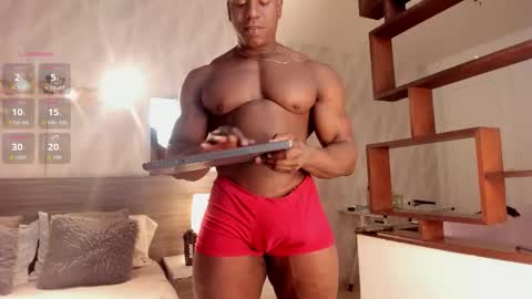 Snapshot of rogger_physique chatting on 02.28.26 Rogger online show from 02.28.26