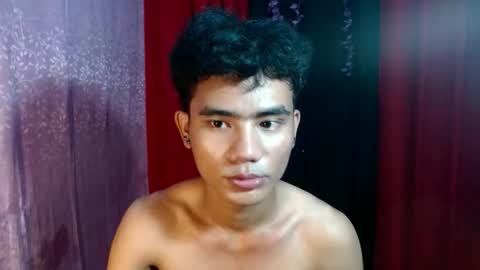 roianboyyy online show from 05.15.26