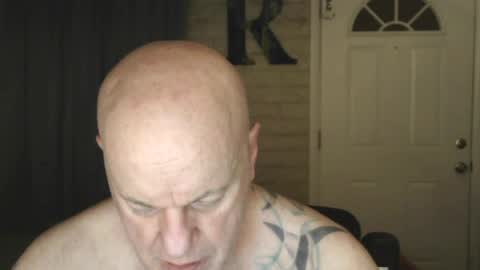 Snapshot of roinaz chatting on 06.22.26 roinaz online show from 06.22.26