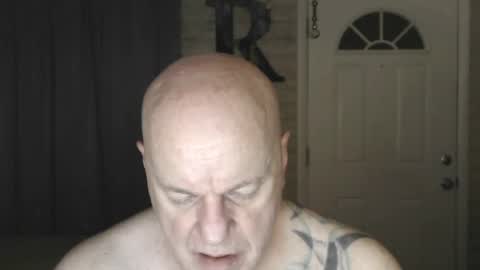 Snapshot of roinaz chatting on 07.14.26 roinaz online show from 07.14.26
