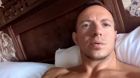 rokco_ online show from 03.08.25