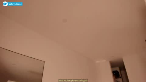 Snapshot of roldansvalery chatting on 05.20.26 Valery Roldans online show from 05.20.26