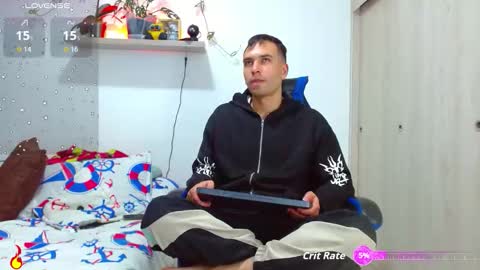 Snapshot of rolos_hot32 chatting on 10.23.25 rolos_hot32 online show from 10.23.25