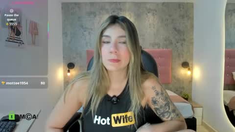 Snapshot of roma_bellanova chatting on 05.29.26 bellanova online show from 05.29.26