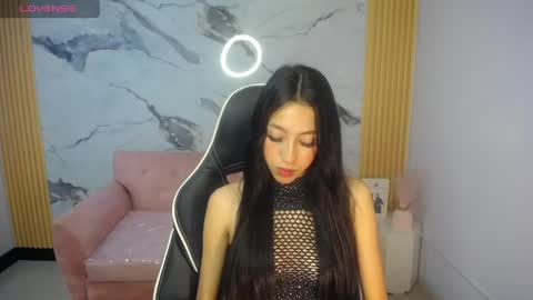 Roma  online show from 04.15.26