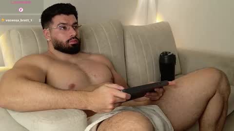 Roman Lux online show from 01.18.26