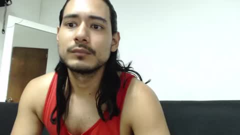Snapshot of romanphoenix chatting on 06.18.26 Roman online show from 06.18.26