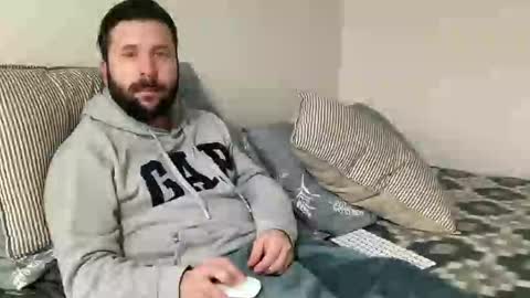 Snapshot of romeo_611842 chatting on 09.17.25 romeo_611842 online show from 09.17.25