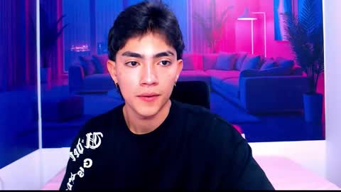 Romeo online show from 10.15.25