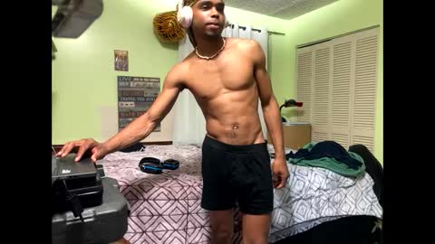 romeotyn online show from 02.27.25