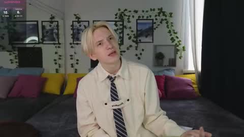 Snapshot of ron_vilsx chatting on 03.02.25 ron vilsx online show from 03.02.25