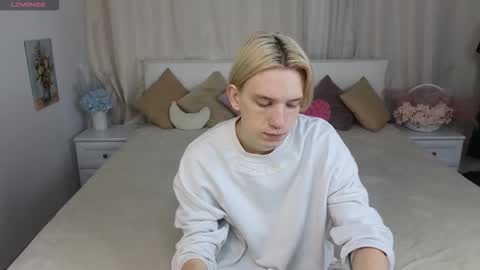 Snapshot of ron_vilsx chatting on 09.11.25 ron vilsx online show from 09.11.25