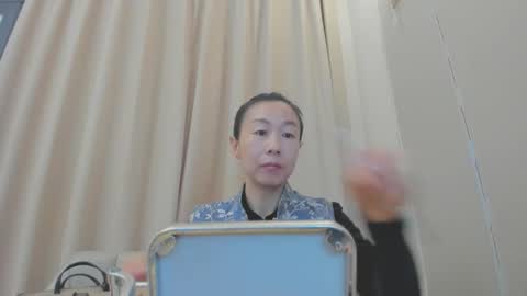 Snapshot of rongrong0329 chatting on 04.08.26 sui sui online show from 04.08.26