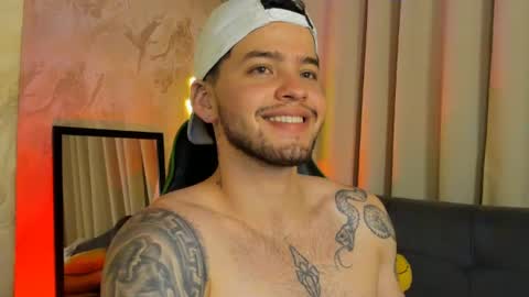 Snapshot of ronny_colton chatting on 05.31.26 Ronny Colton online show from 05.31.26