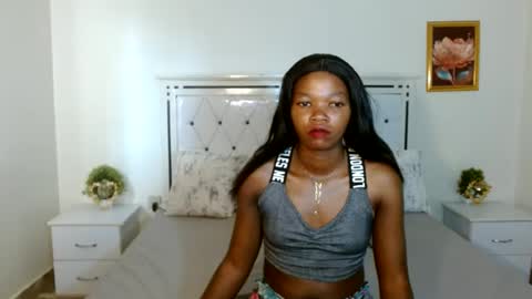 Snapshot of rorennah chatting on 06.20.26 Rorenah online show from 06.20.26
