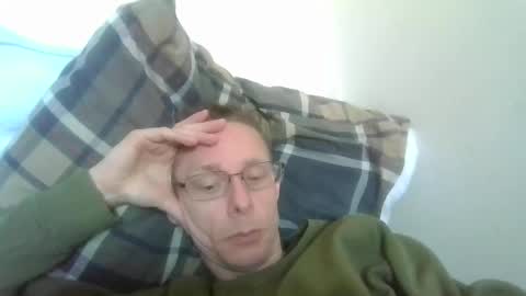 Snapshot of rororober chatting on 03.15.26 rororober online show from 03.15.26
