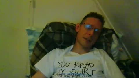 Snapshot of rororober chatting on 04.16.26 rororober online show from 04.16.26