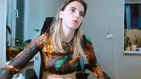 rosa843850 online show from 10.29.25