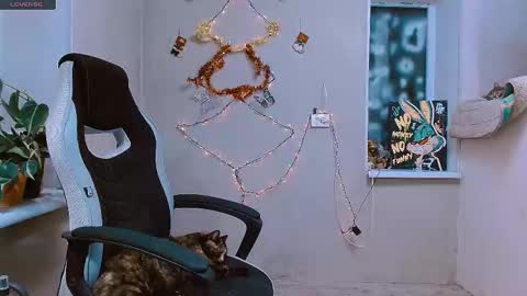 rosa843850 online show from 12.19.25