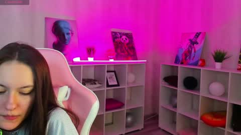 Viola online show from 05.04.26