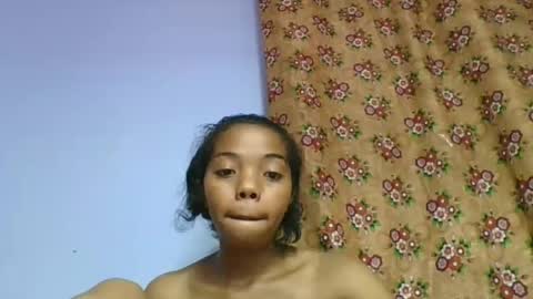rosah225127 online show from 04.22.26