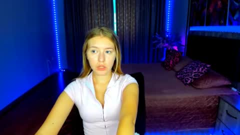 Snapshot of rosarising chatting on 07.25.26 RosaRising online show from 07.25.26