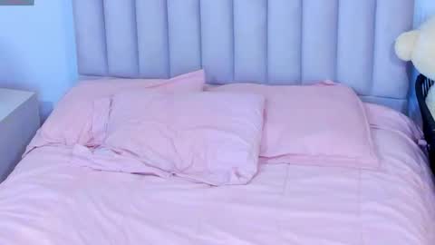 rosarojaa online show from 09.14.25