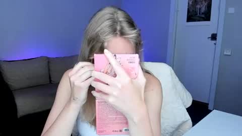 Snapshot of rose_brooks chatting on 08.08.26 Rose but u can call me princess online show from 08.08.26